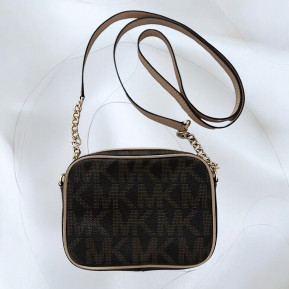 Michael Kors Brown Gold Crossbody Shoulder Bag Pre loved Approx 5.5”x 4.5”x 2.4” - Picture 4 of 8